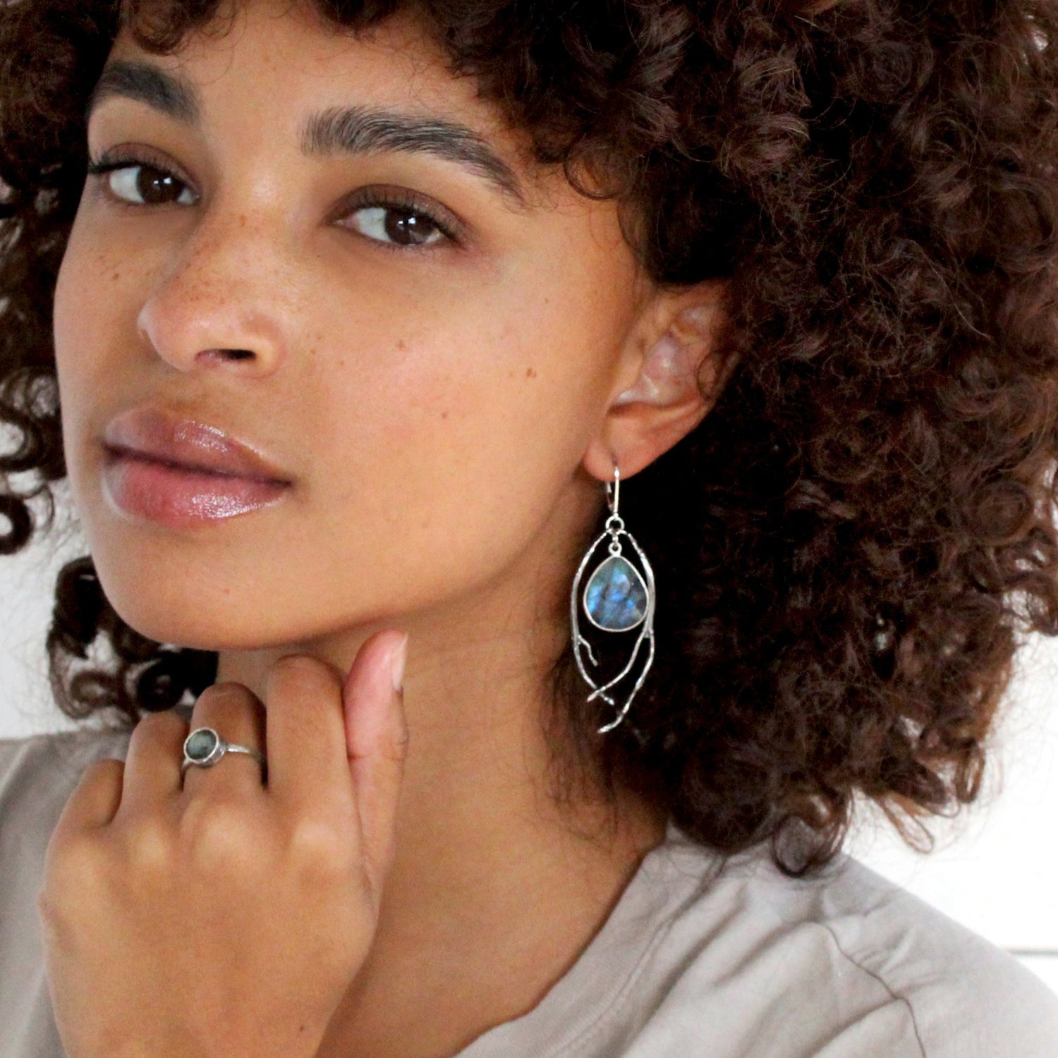 Unveiling the Magic of Labradorite: Nature’s Hidden Glow