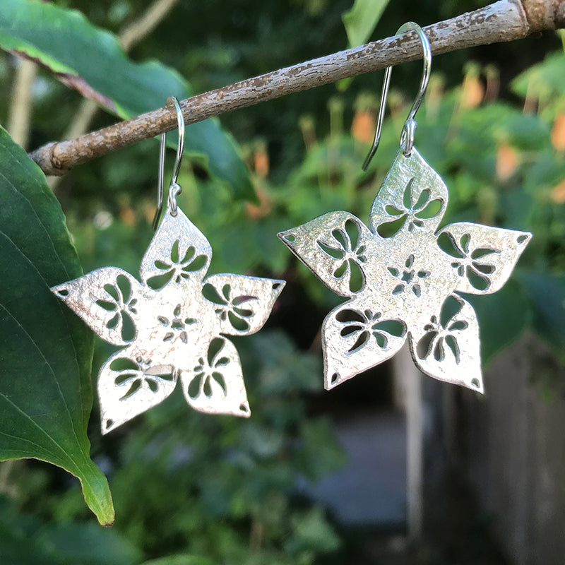 Dragonfly Flower Necklace